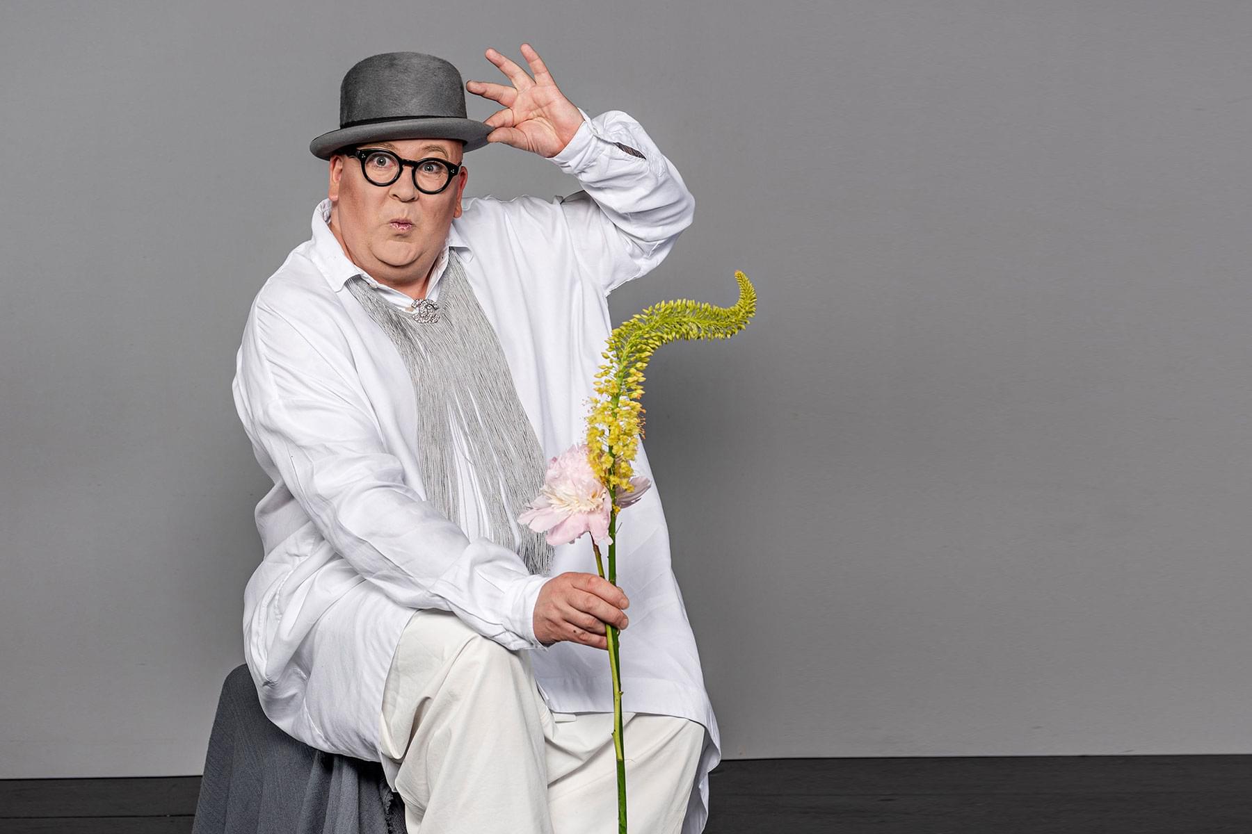 schrilles Business-Portrait von Daniel Plettenberg von der Company Valor Research Businessfoto Unternehmensfoto