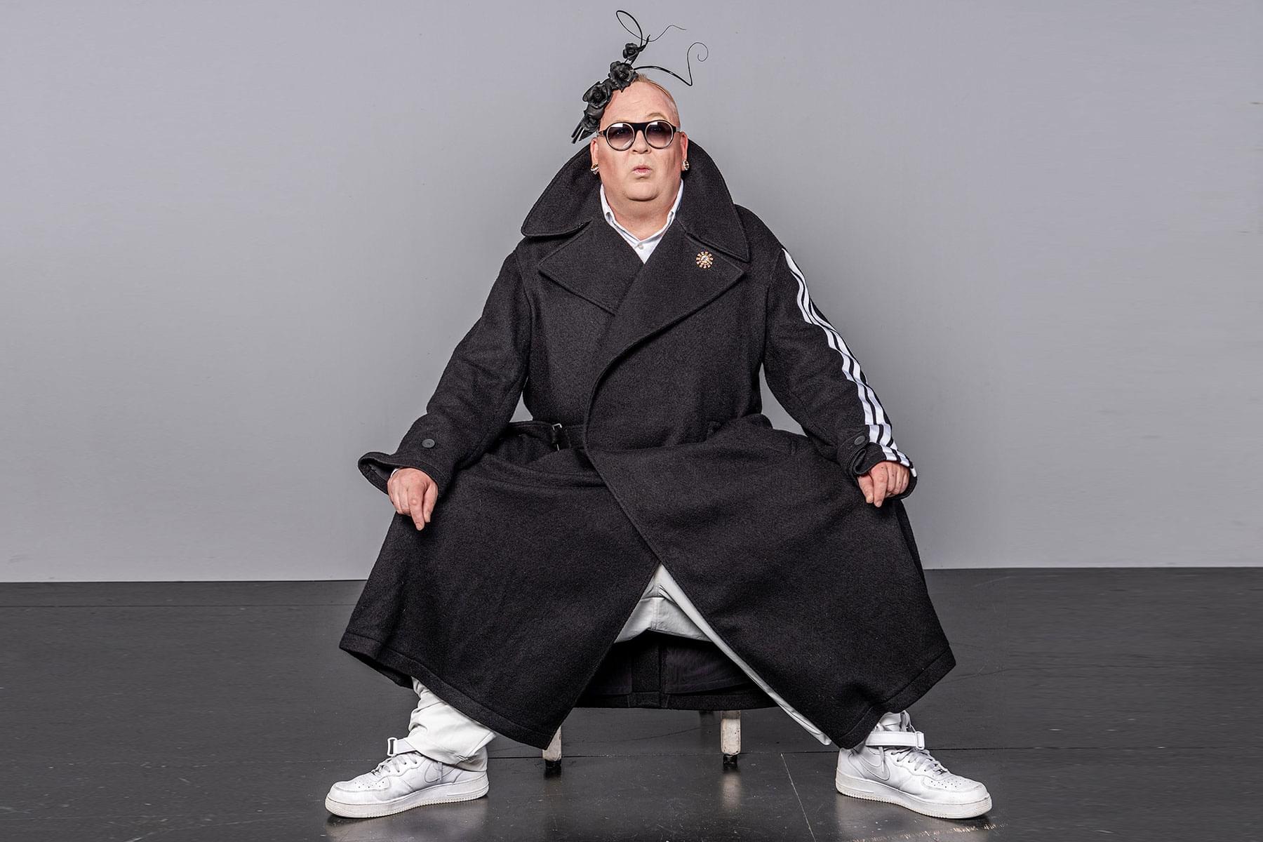 schrilles Business-Portrait von Daniel Plettenberg Businessfoto UnternehmensfotoBusinessfoto Unternehmensfotovon der Company Valor Research