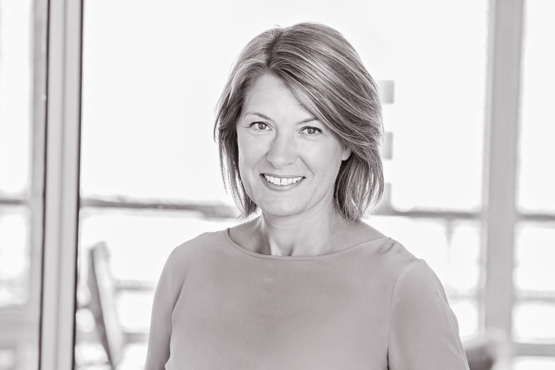 Businessfoto Portrait Ines Uhlig PR Unternehmensfotografie