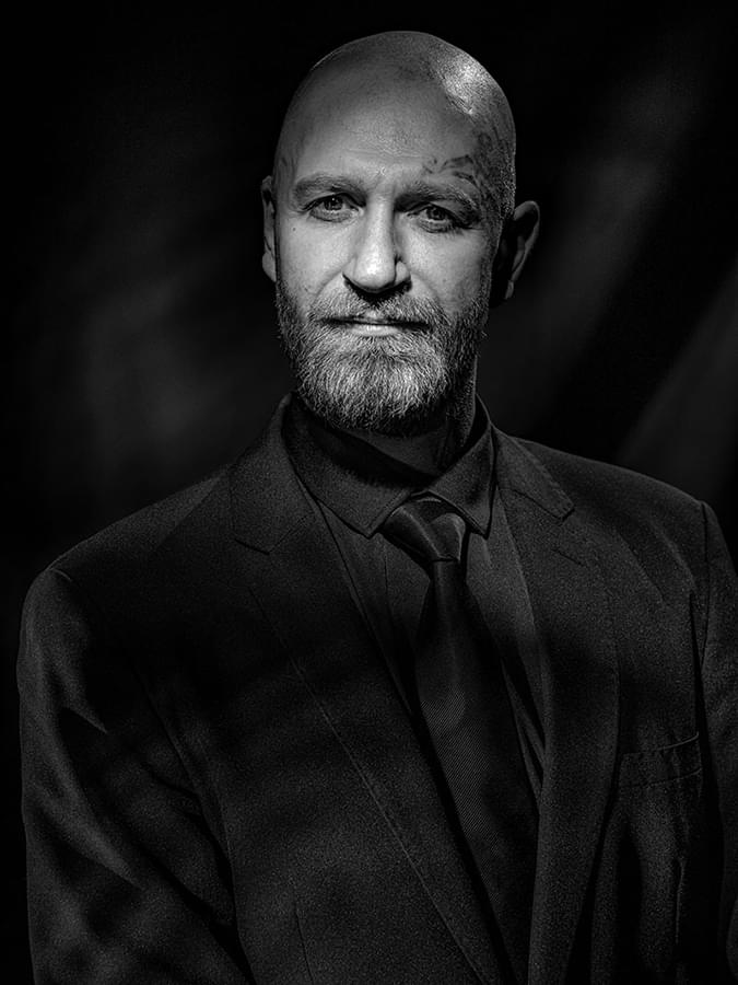 Türsteher und Security-Unternehmer Michael Albrecht, St. Paulianer , in schwarzweiss, klassische französische Portraits der 50er und 60er Jahre, neu interpretiert.